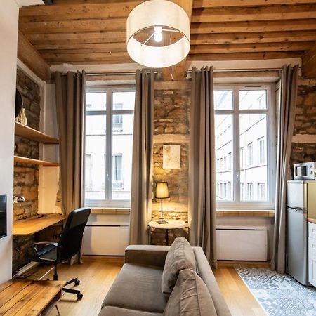 Le Petit Imbert - Studio Chaleureux Et Cozy Lyon Bagian luar foto