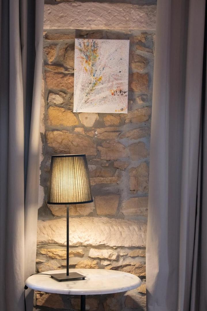 Le Petit Imbert - Studio Chaleureux Et Cozy Lyon Bagian luar foto