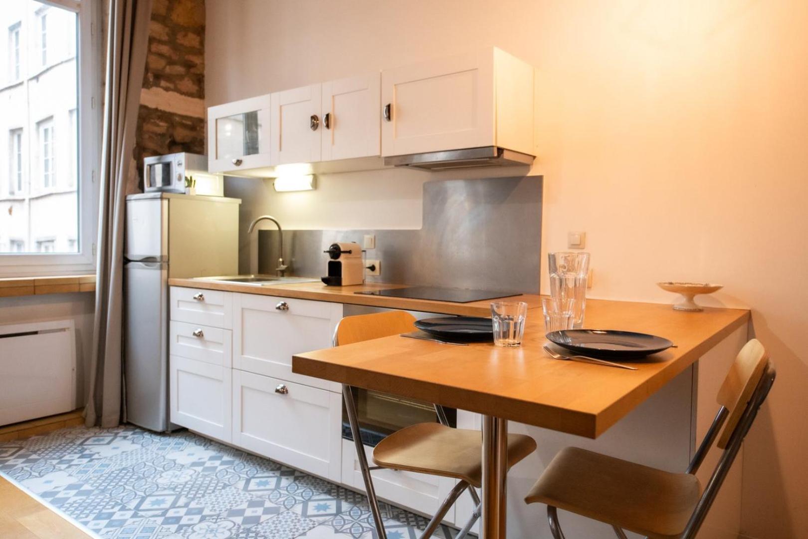 Le Petit Imbert - Studio Chaleureux Et Cozy Lyon Bagian luar foto