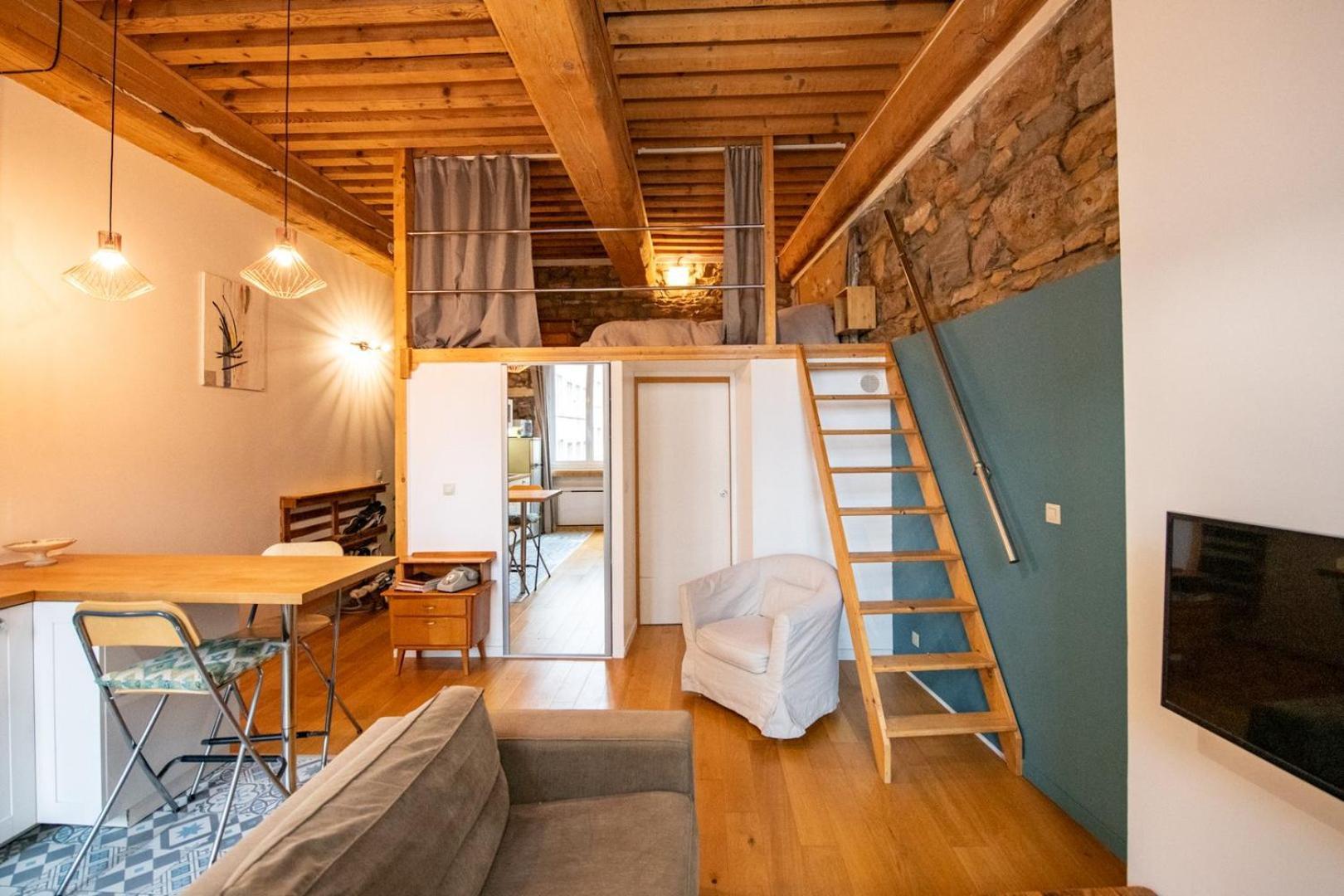 Le Petit Imbert - Studio Chaleureux Et Cozy Lyon Bagian luar foto