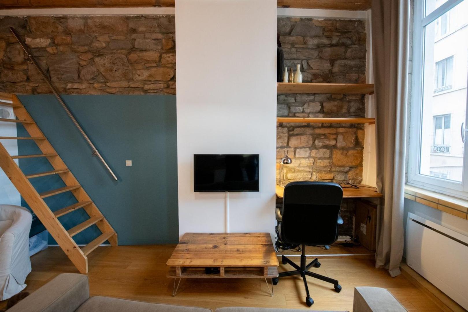 Le Petit Imbert - Studio Chaleureux Et Cozy Lyon Bagian luar foto