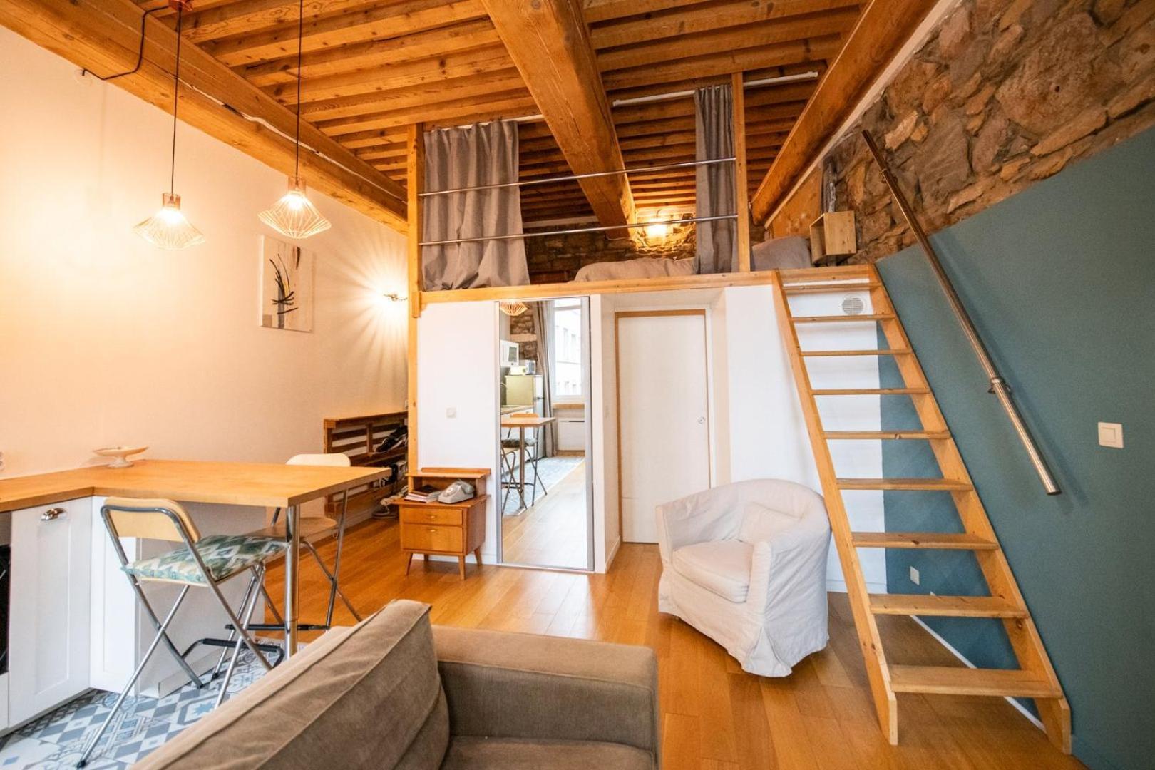 Le Petit Imbert - Studio Chaleureux Et Cozy Lyon Bagian luar foto